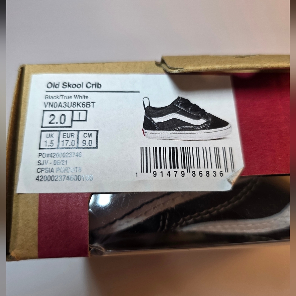 Vans Old Skool Baby Crib Shoes - Black/White - Size 2 - Like New w/ Box - Picture 6 of 6